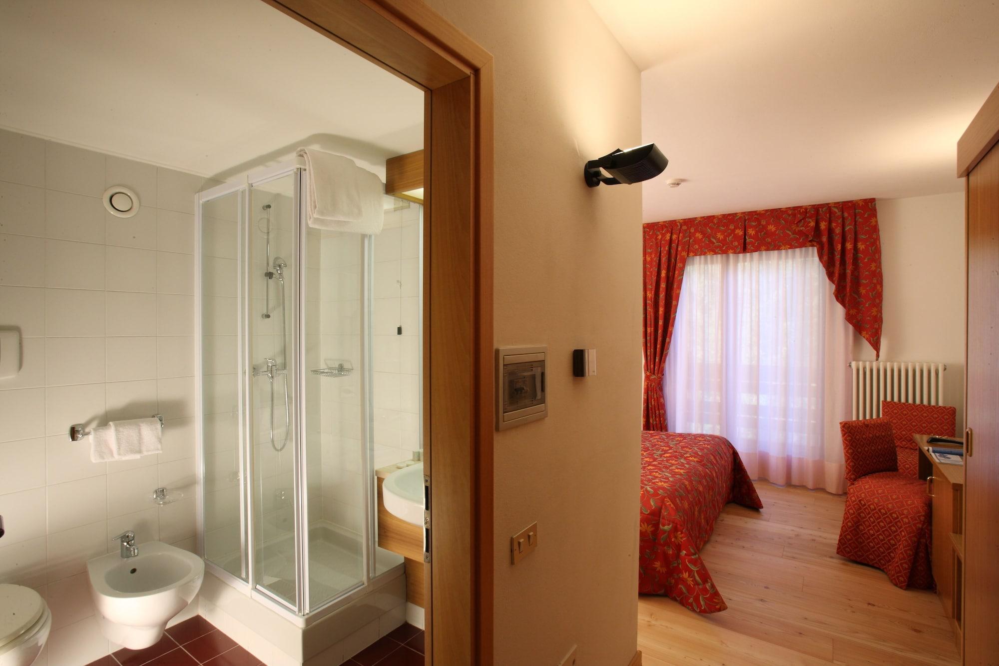 Garni Lago Nembia San Lorenzo Dorsino Extérieur photo